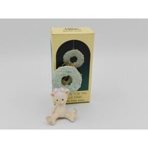 Precious Moments Enesco Hang On For The Holly Days Figurine 1988 520292